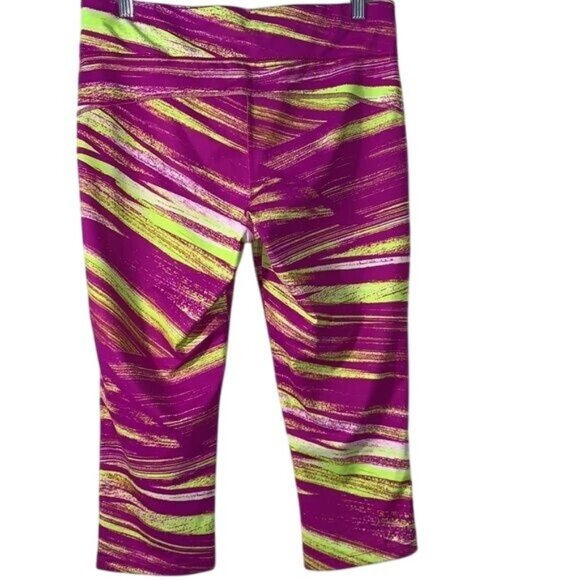 Xersion Womens Fitted Capri Leggings Pink & Yellow Abstract Print Size L - Picture 8 of 11
